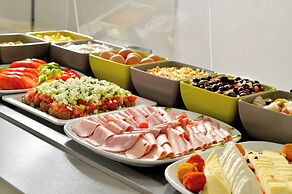 Airotel Achaia Beach