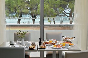 Airotel Achaia Beach