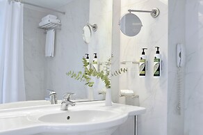 Airotel Achaia Beach