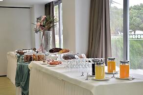 Airotel Achaia Beach