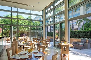 Four Seasons Hotel Silicon Valley at East Palo Alto
