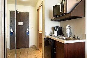 Holiday Inn Express Evanston by IHG