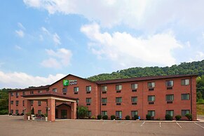 Holiday Inn Exp Chester WV, an IHG Hotel