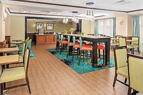 La Quinta Inn & Suites by Wyndham Corpus Christi-N Padre Isl