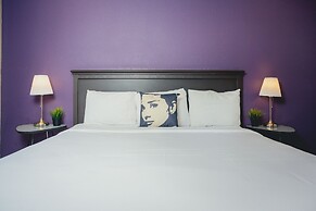 Alura Inn
