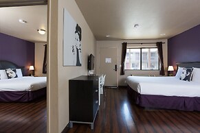 Alura Inn