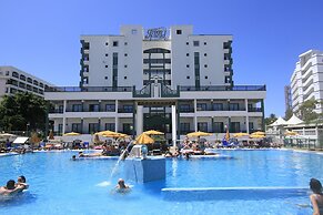 Aparthotel Green Field