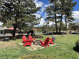 Estes Mountain Inn