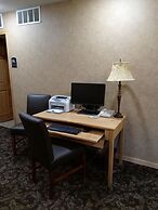 St. Ignace Budget Host Inn
