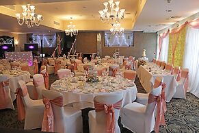 The Pinewood Hotel