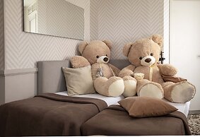 Hotel Longchamp Elysees