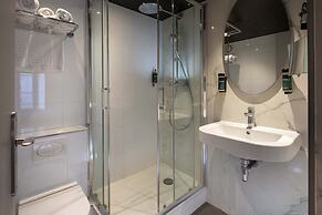 Hotel Longchamp Elysees