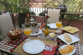 Riad Laora By La Siredrah