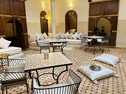 Riad Laora By La Siredrah