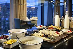 Hyatt Regency Barcelona Tower