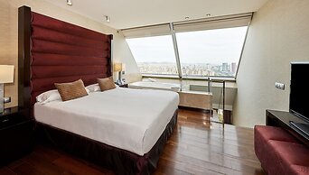 Hyatt Regency Barcelona Tower