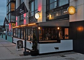 The D Hotel