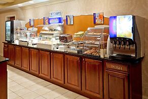 Holiday Inn Express Suites Clifton Park by IHG