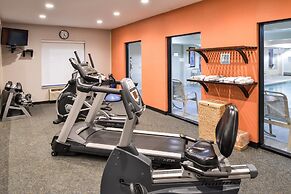 Holiday Inn Express Suites Clifton Park by IHG