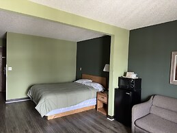 Harbor Lights Lodge