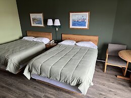 Harbor Lights Lodge