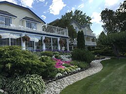 Lakeside Country Inn