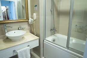 Avicenna Hotel - Special Class