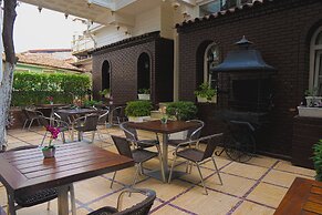 Avicenna Hotel - Special Class