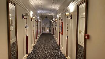 Avicenna Hotel - Special Class