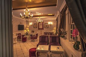 Avicenna Hotel - Special Class