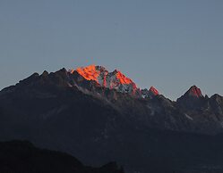 Banyan Tree Lijiang