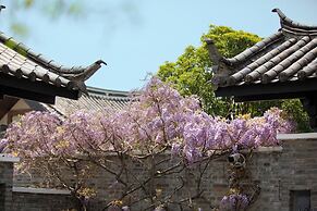 Banyan Tree Lijiang