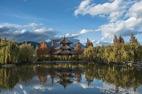 Banyan Tree Lijiang