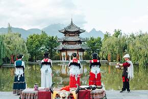 Banyan Tree Lijiang