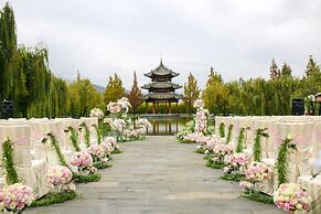Banyan Tree Lijiang