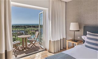 Domes Lake Algarve, Autograph Collection