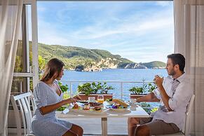 Akrotiri Beach Resort Hotel