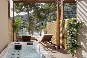 Akrotiri Beach Resort Hotel