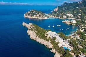 Akrotiri Beach Resort Hotel