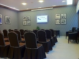 Las Rocas Playa Hotel