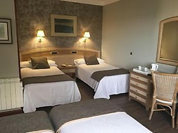Las Rocas Playa Hotel