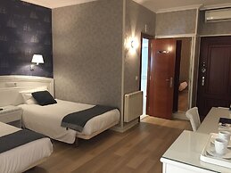 Las Rocas Playa Hotel