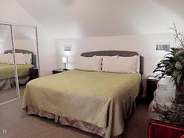 The Cozy Inn
