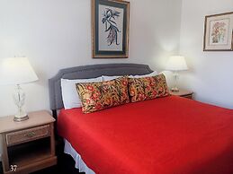 The Cozy Inn