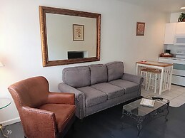 The Cozy Inn