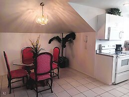 The Cozy Inn