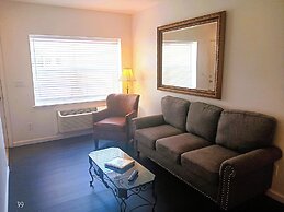 The Cozy Inn