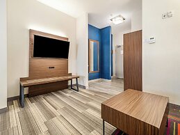 Holiday Inn Express & Suites Medicine Hat Transcanada Hwy 1 by IHG