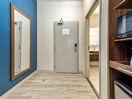 Holiday Inn Express & Suites Medicine Hat Transcanada Hwy 1 by IHG