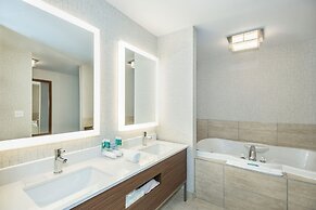 Holiday Inn Express & Suites Medicine Hat Transcanada Hwy 1 by IHG